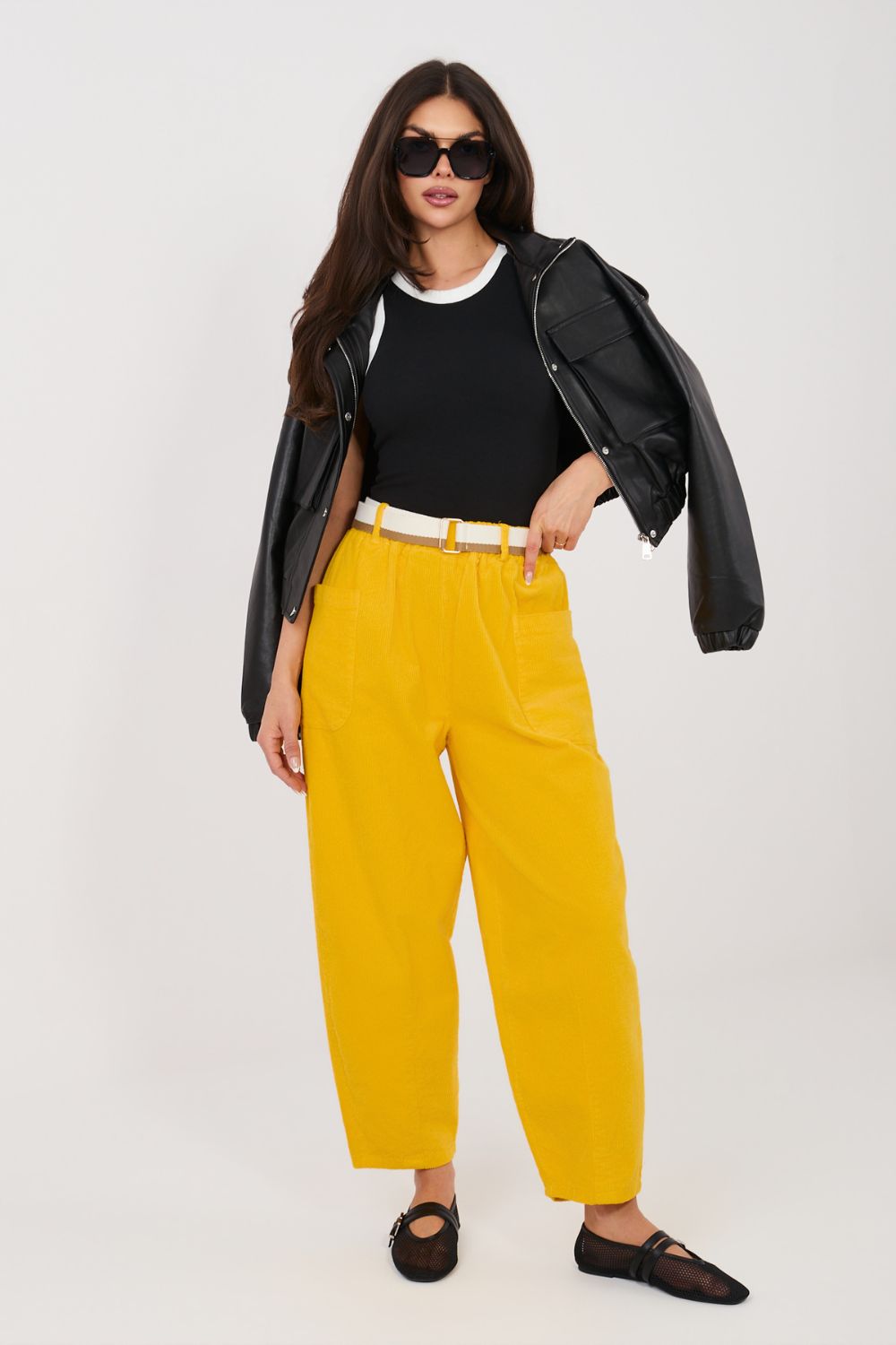 Spodnie Damskie Model IT-SP-FL9665.78 Yellow - Rue Paris - obrazek 3