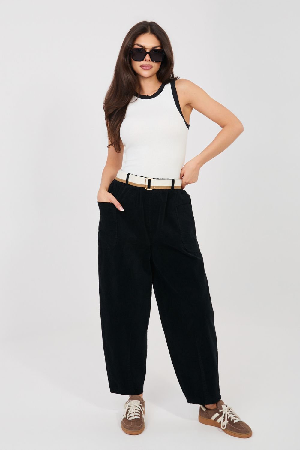 Spodnie Damskie Model IT-SP-FL9665.14 Black - Rue Paris - obrazek 3