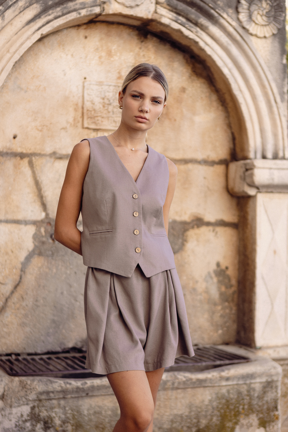 Szorty Damskie Model A774 Latte - awama - obrazek 4