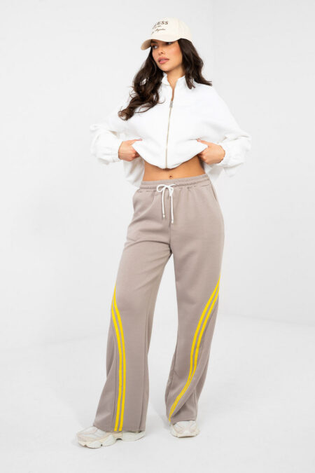 Spodnie Dresowe Model IT-DR-22168.66 Dark Beige - Rue Paris