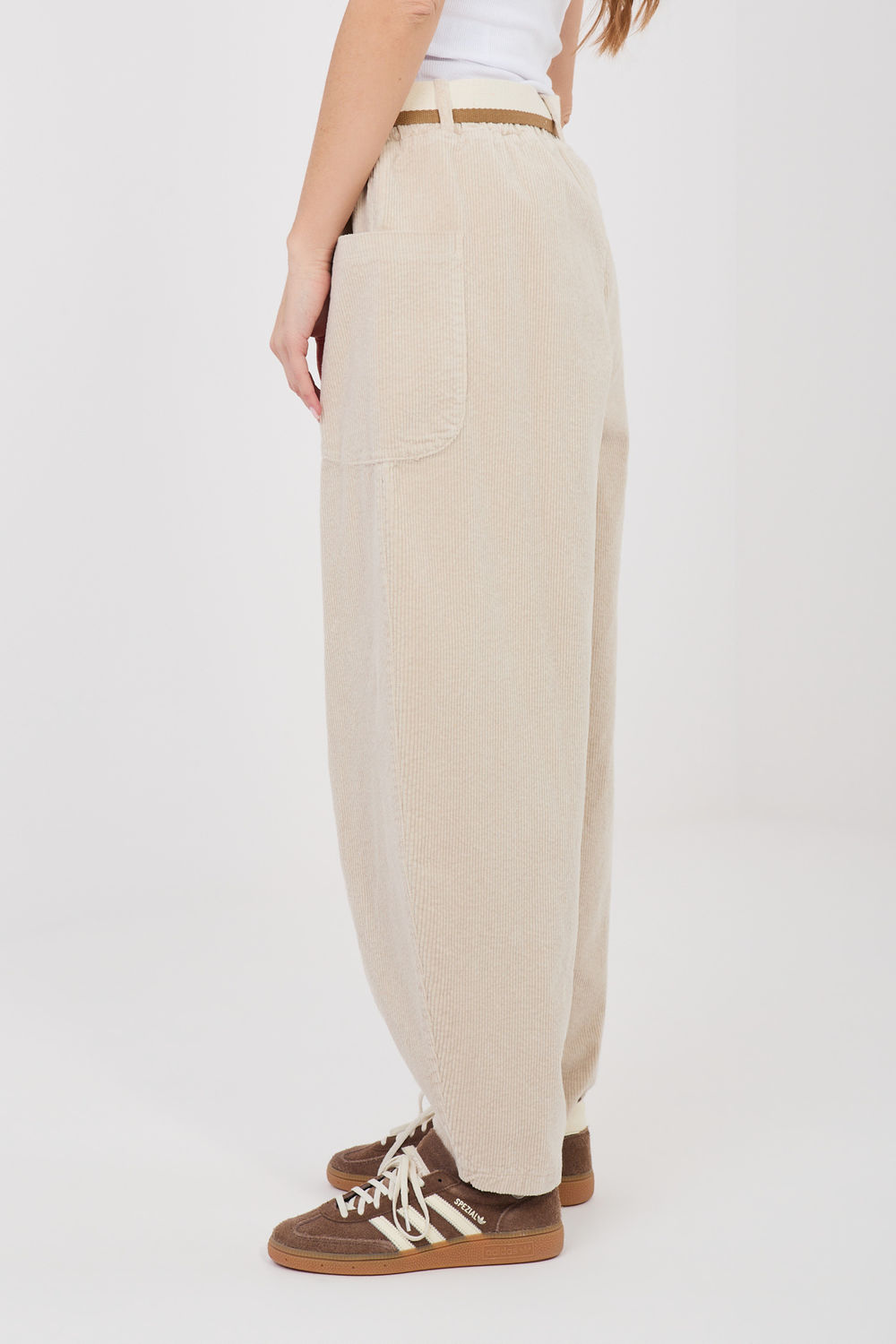 Spodnie Damskie Model IT-SP-FL9665.14 Light Beige - Rue Paris - obrazek 2