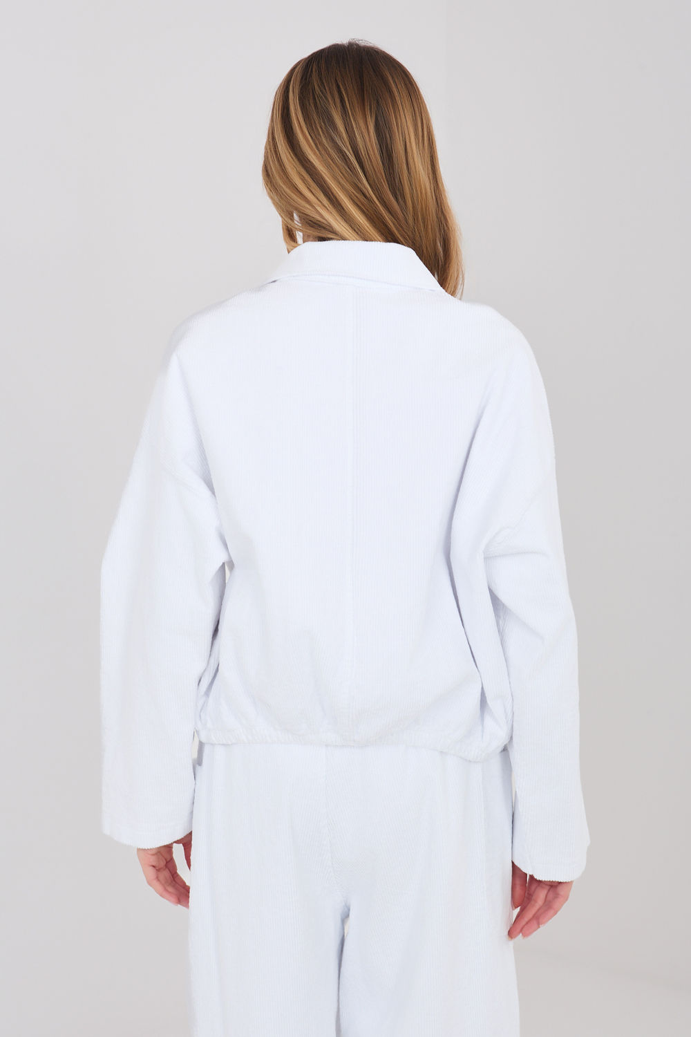 Kurtka Damska Model IT-KR-FL10163.10 White - Rue Paris - obrazek 3