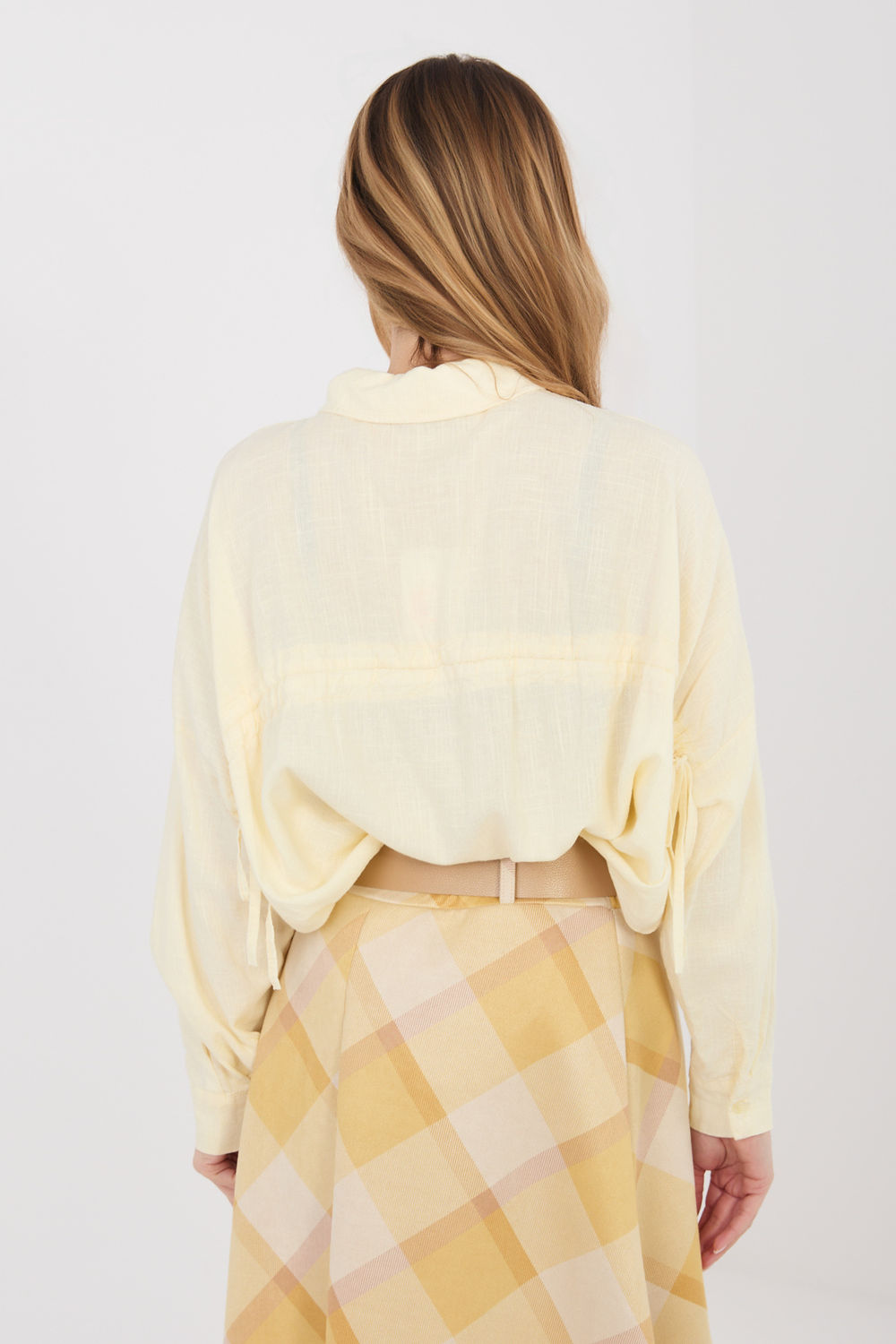 Koszula Damska Model IT-KS-3060.23 Light Yellow - Italy Moda - obrazek 3