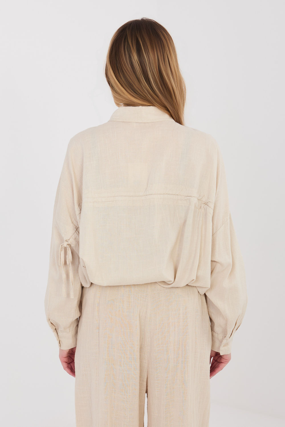 Koszula Damska Model IT-KS-3060.23 Beige - Italy Moda - obrazek 3