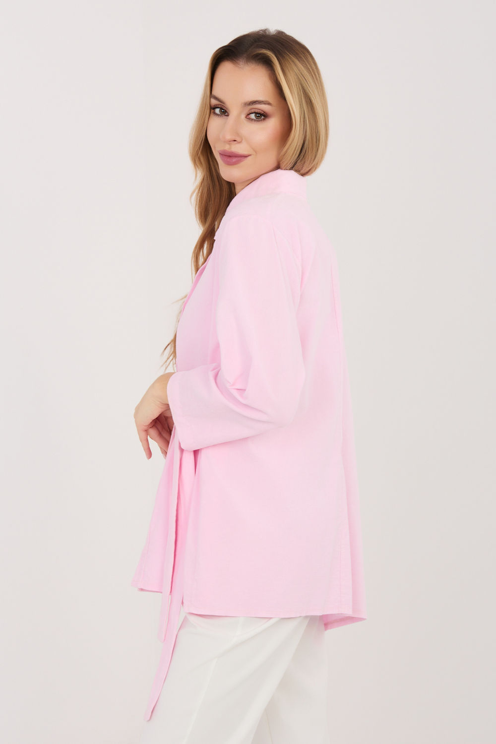 Koszula Damska Model IT-KS-FL10188.27 Light Pink - Rue Paris - obrazek 2
