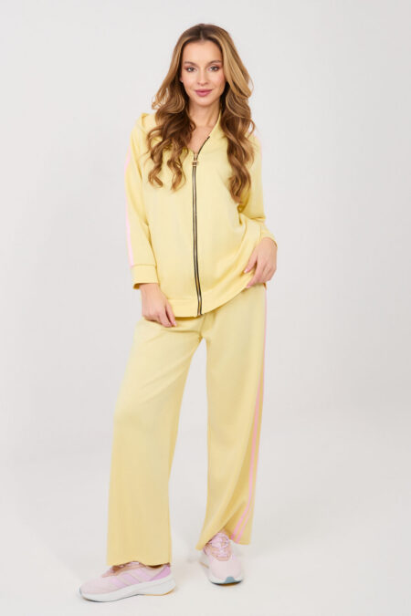 Spodnie Komplet Model IT-KMPL-21782.91 Light Yellow - Rue Paris