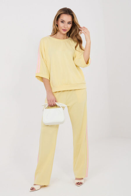 Spodnie Komplet Model IT-KMPL-22215.77 Light Yellow - Rue Paris