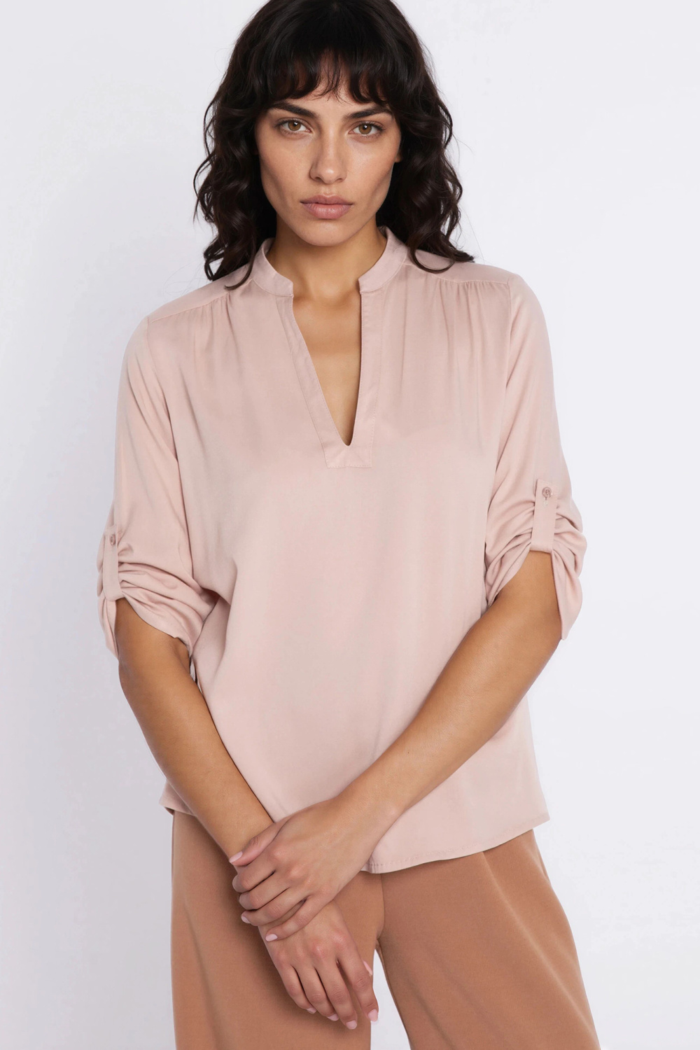 Bluzka z podwijanym rękawem B227 Beige - Nife