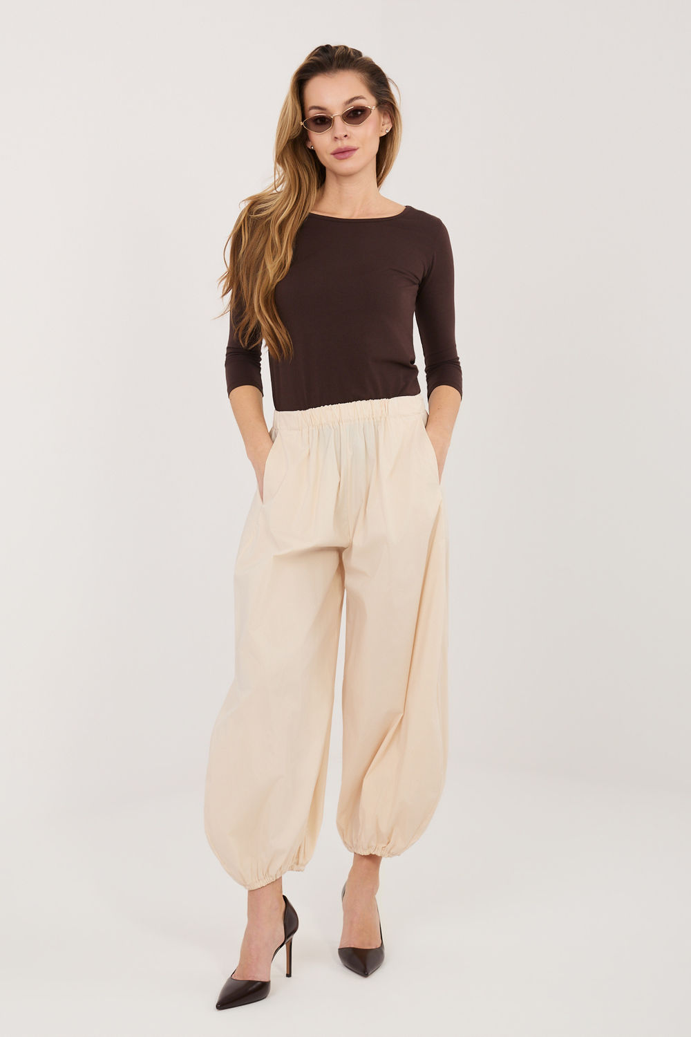 Spodnie Damskie Model IT-SP-FL10309.70 Light Beige - Rue Paris