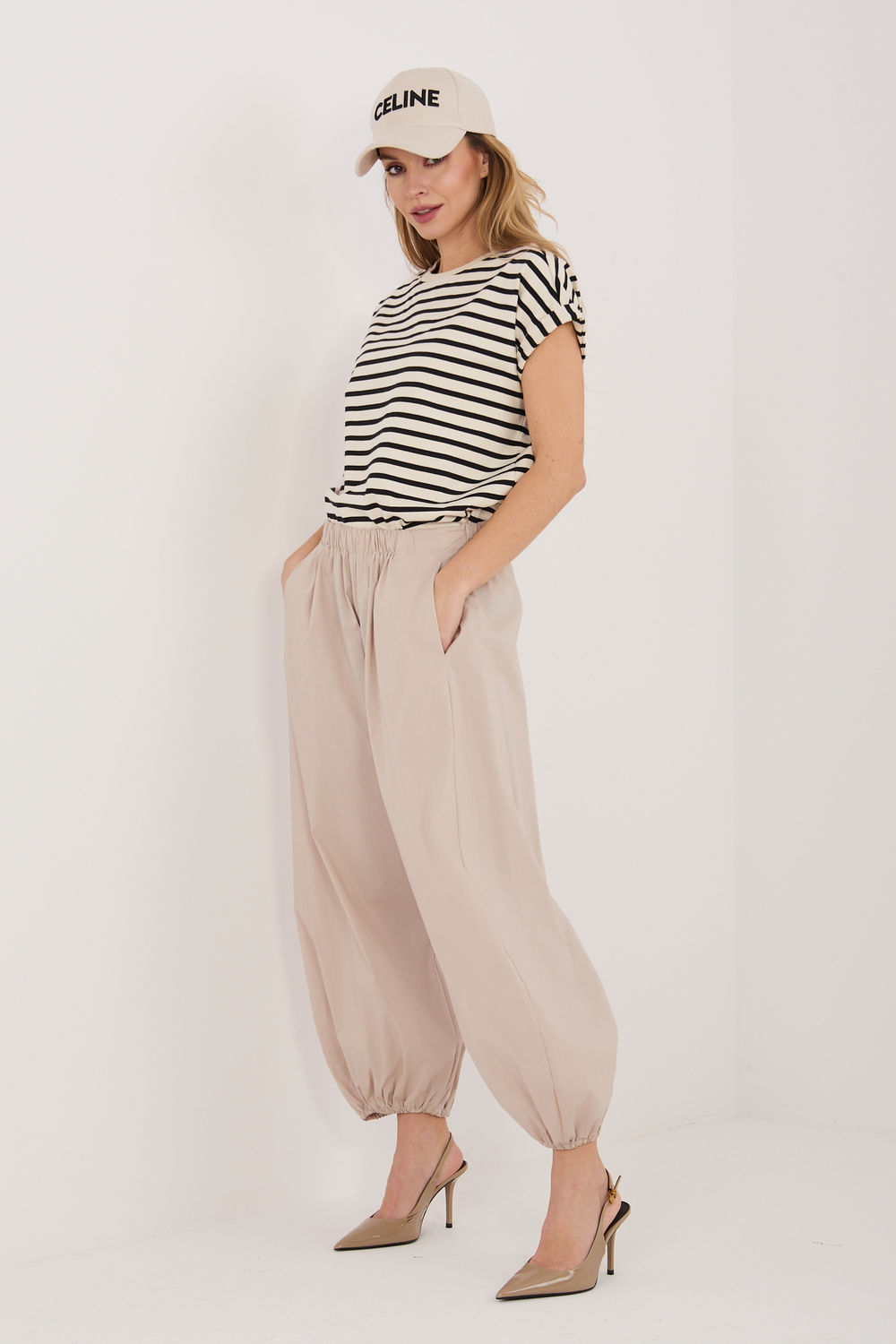 Spodnie Damskie Model IT-SP-FL10309.60 Beige - Rue Paris