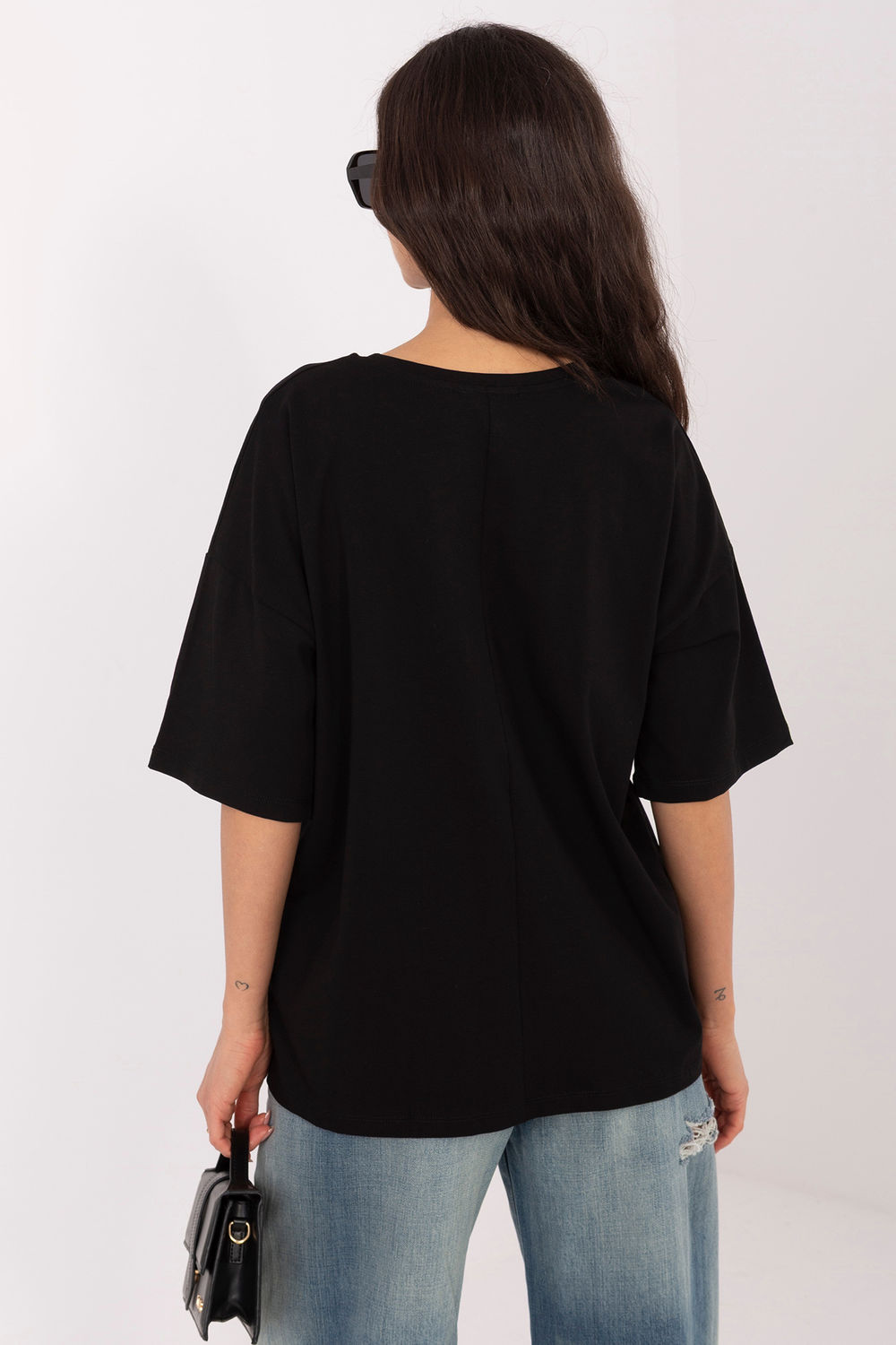 Tshirt Damski Model RV-BZ-A1230.12 Black - Rue Paris - obrazek 3