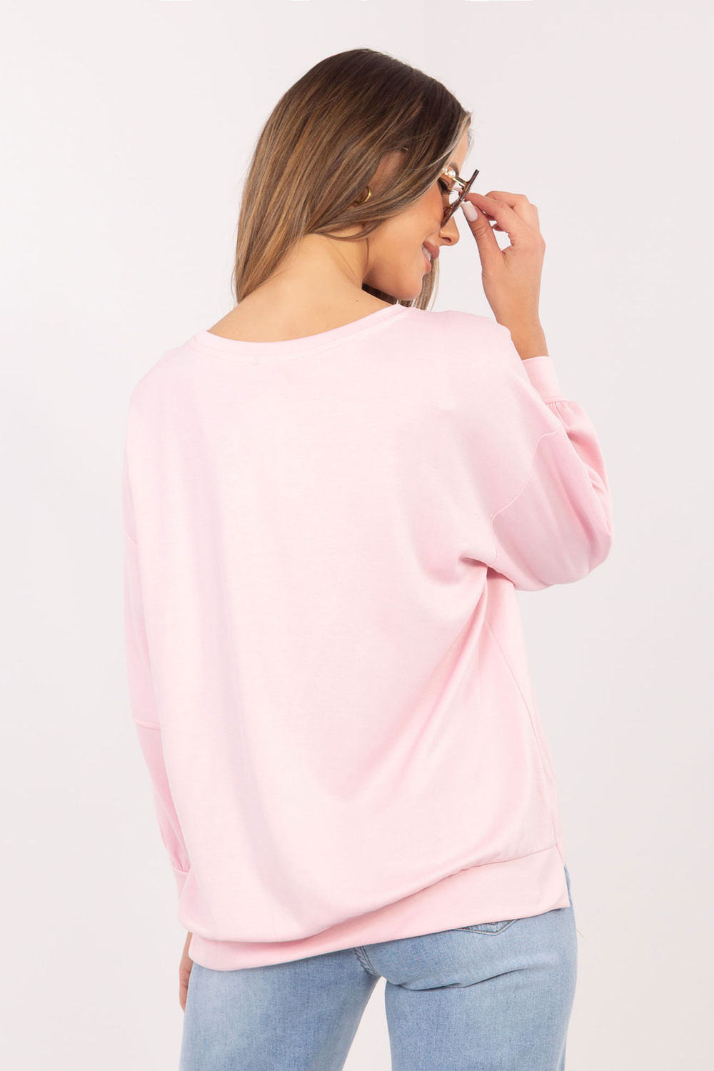 Bluza Damska Model RV-BL-A1221.13 Light Pink - Rue Paris - obrazek 3