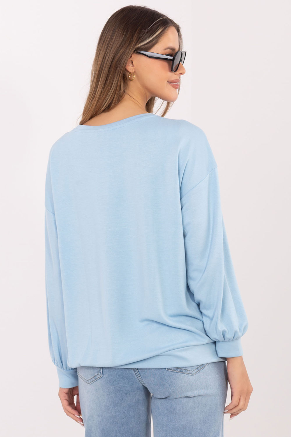 Bluza Damska Model RV-BL-A1220.11 Light Blue - Rue Paris - obrazek 3