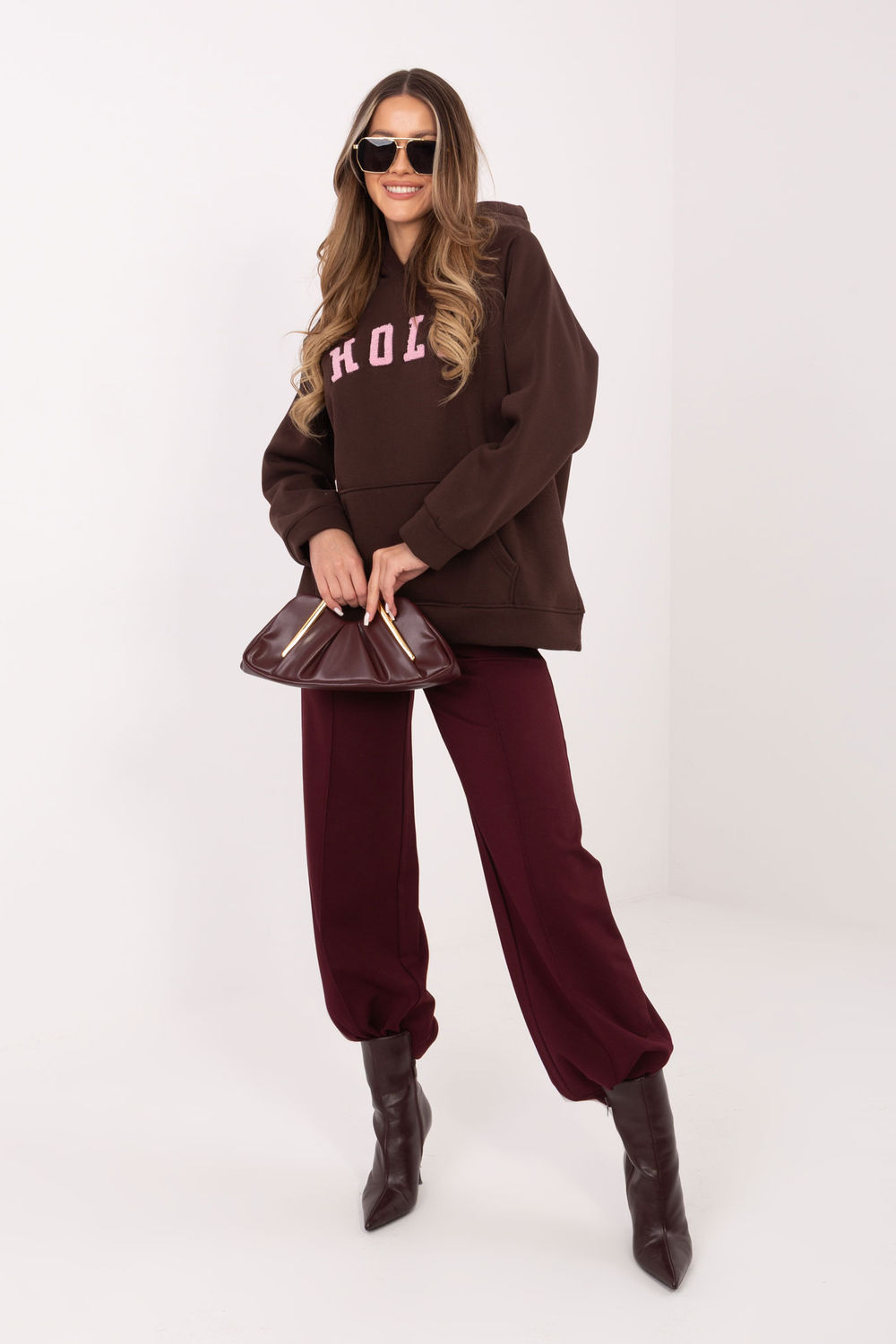 Bluza Damska Model RV-BL-A1082.24 Dark Brown - Rue Paris - obrazek 2