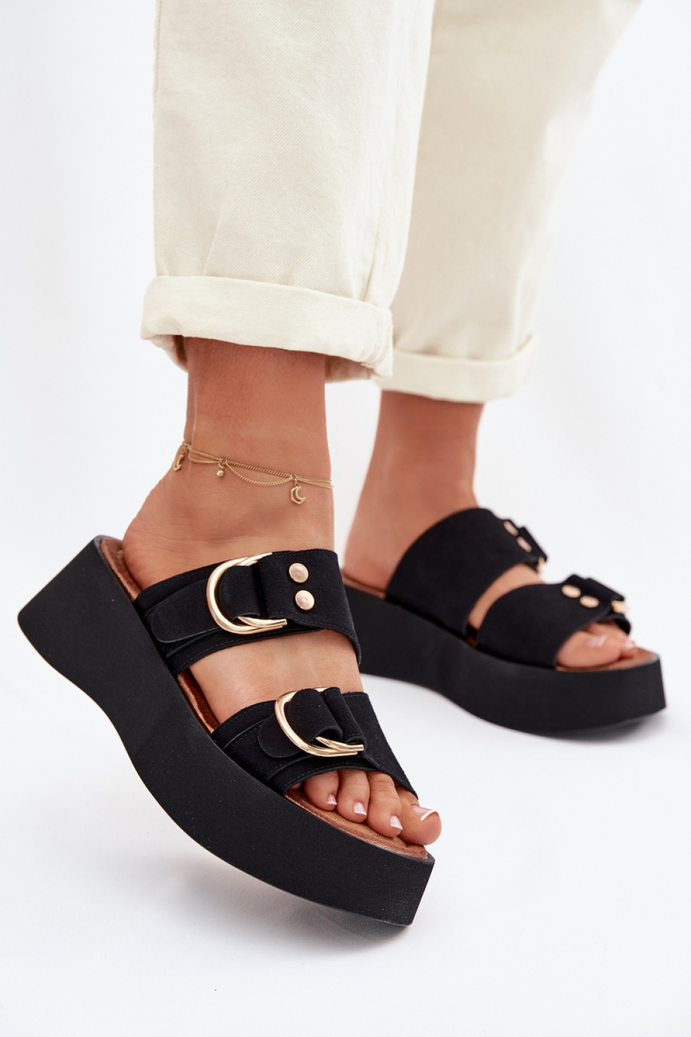 Sandał Klapki Model Nelirae A763 Black - Step in style