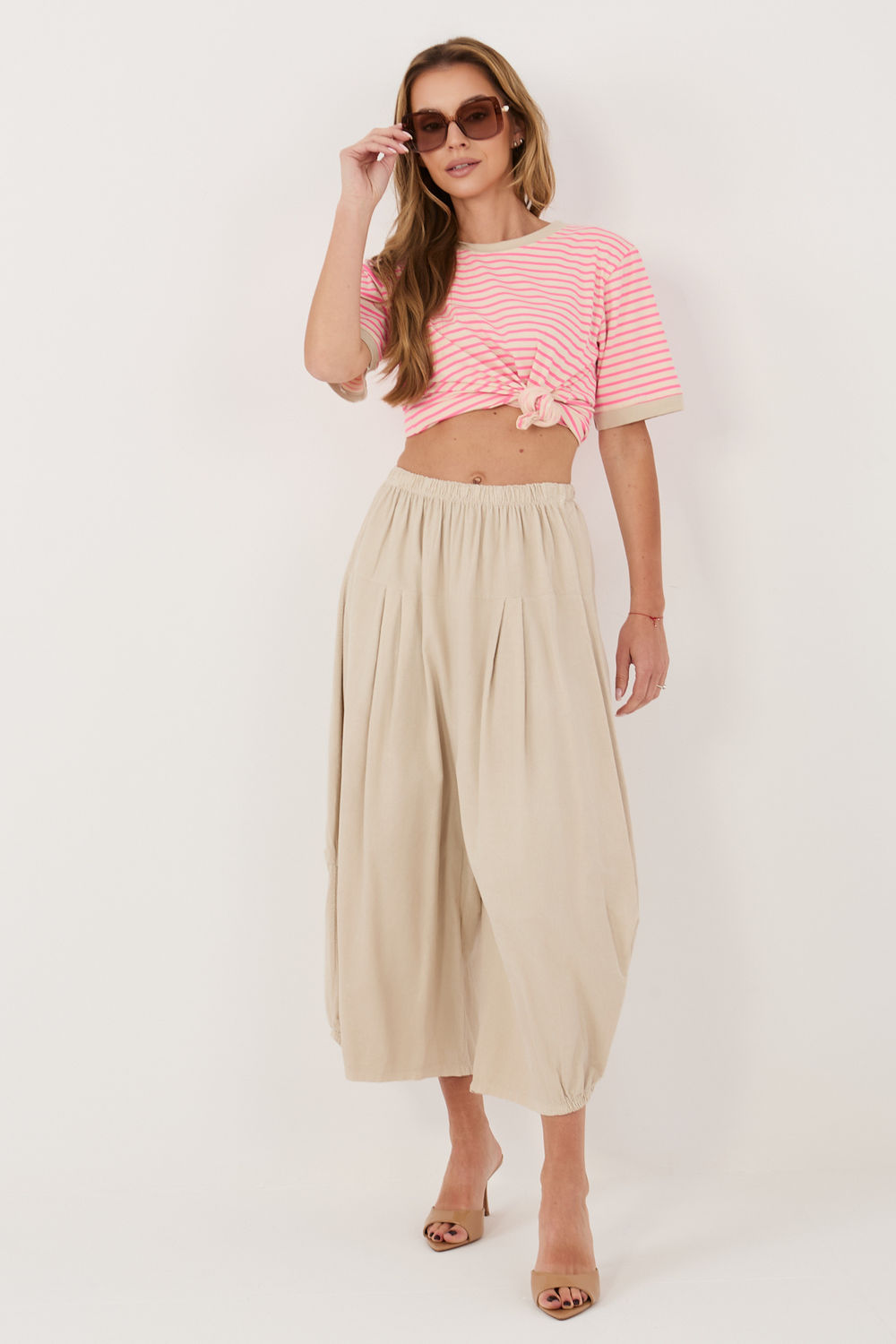 Spodnie Damskie Model IT-SP-FL9321.96 Beige - Italy Moda