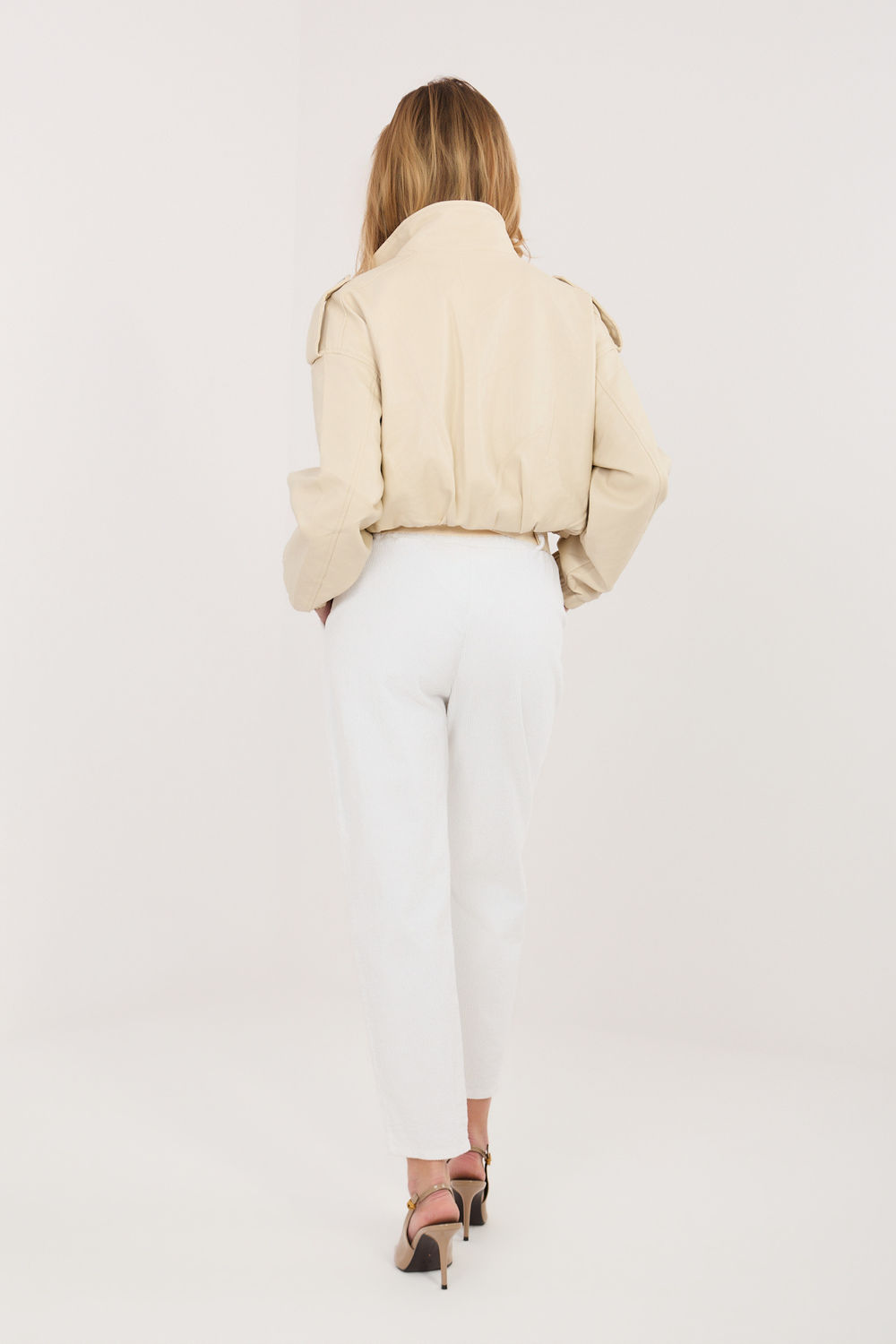 Spodnie Damskie Model IT-SP-242979.90 Ecru - Italy Moda - obrazek 3