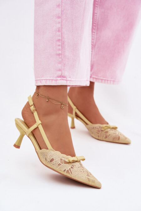 Sandały Model Maribelle 22-390 Yellow - Step in style