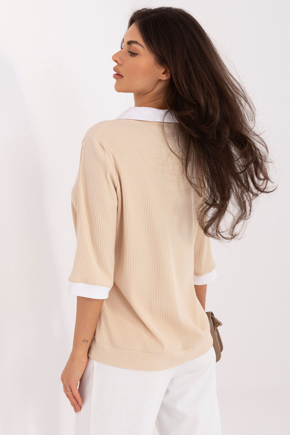 Bluzka Model LK-BZ-510218.02 Beige - Lakerta - obrazek 3