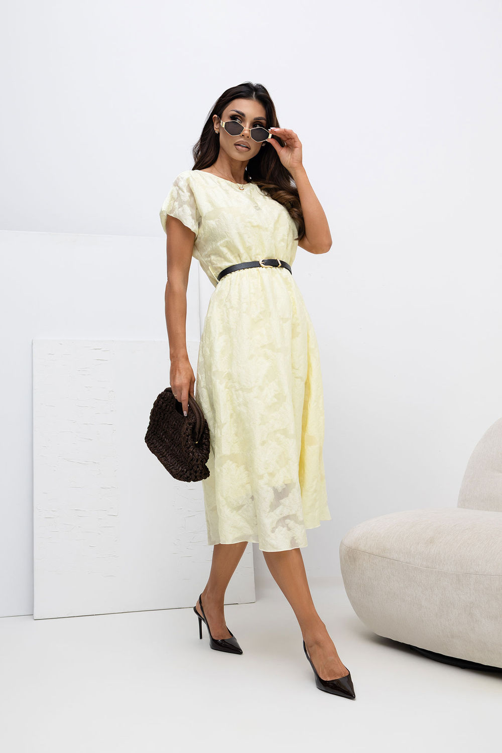 Sukienka Model IT-SK-16060.91 Light Yellow - Rue Paris - obrazek 2