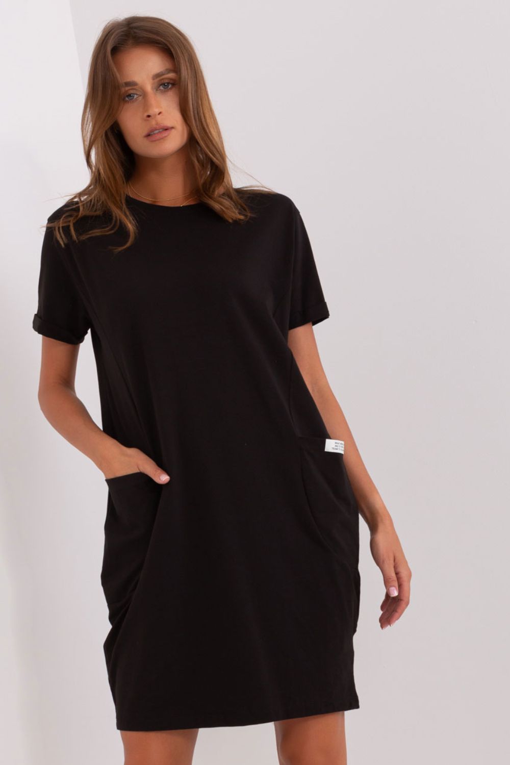Sukienka Model RV-SK-8724-1.91 Black - Rue Paris - obrazek 4
