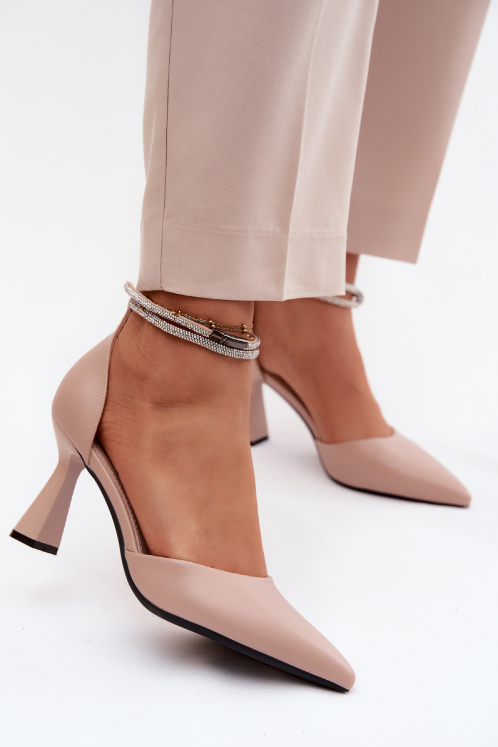 Czółenka Model Vinceza 62283 Beige - Step in style