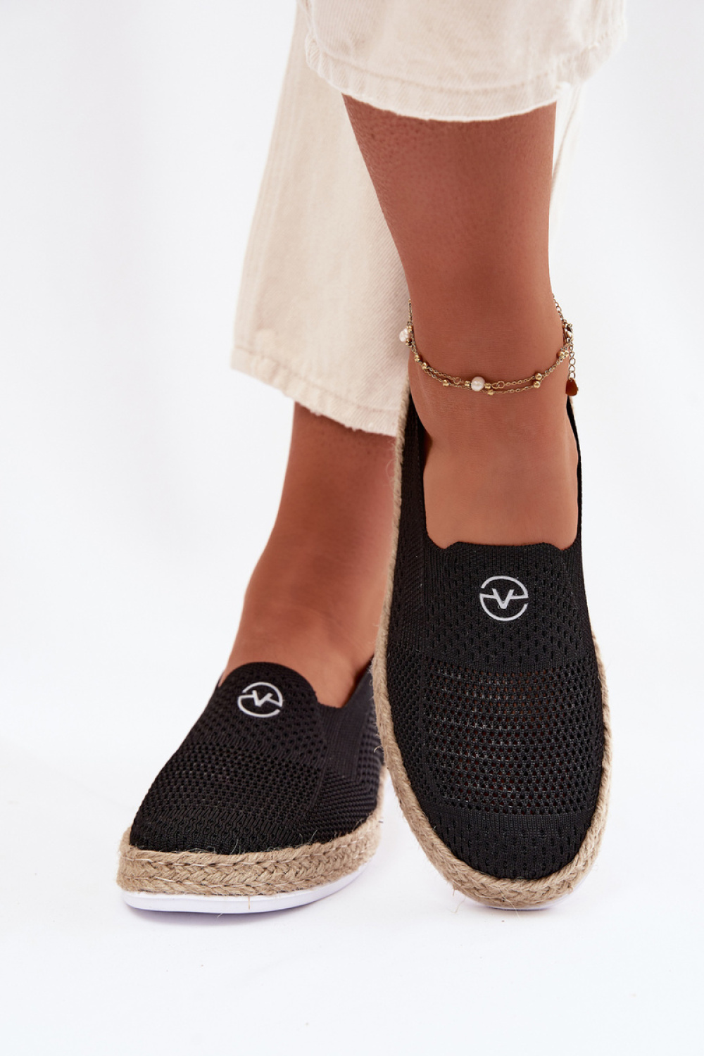 Espadryle Model Vinceza 13659 Black - Step in style - obrazek 3