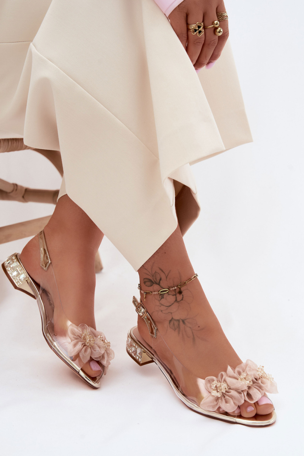 Sandały Model DA MR61-9006 Gold - Step in style - obrazek 3