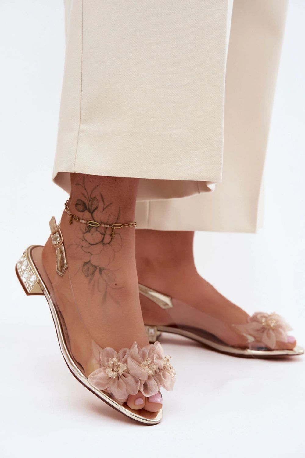 Sandały Model DA MR61-9006 Gold - Step in style - obrazek 4