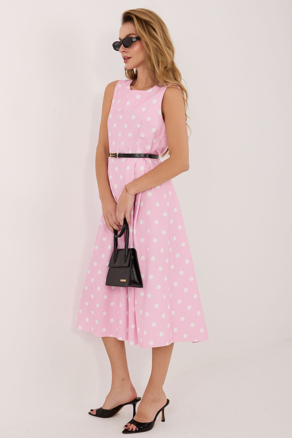 Sukienka Model MI-SK-A241612.89 Light Pink - Italy Moda - obrazek 2
