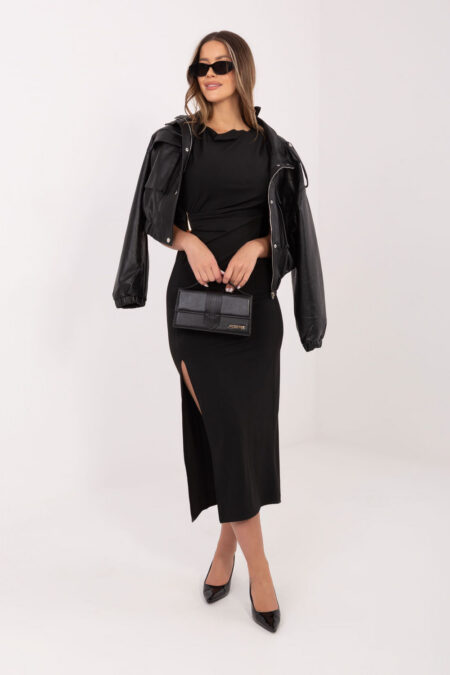 Sukienka Model IT-SK-22350.86 Black - Rue Paris