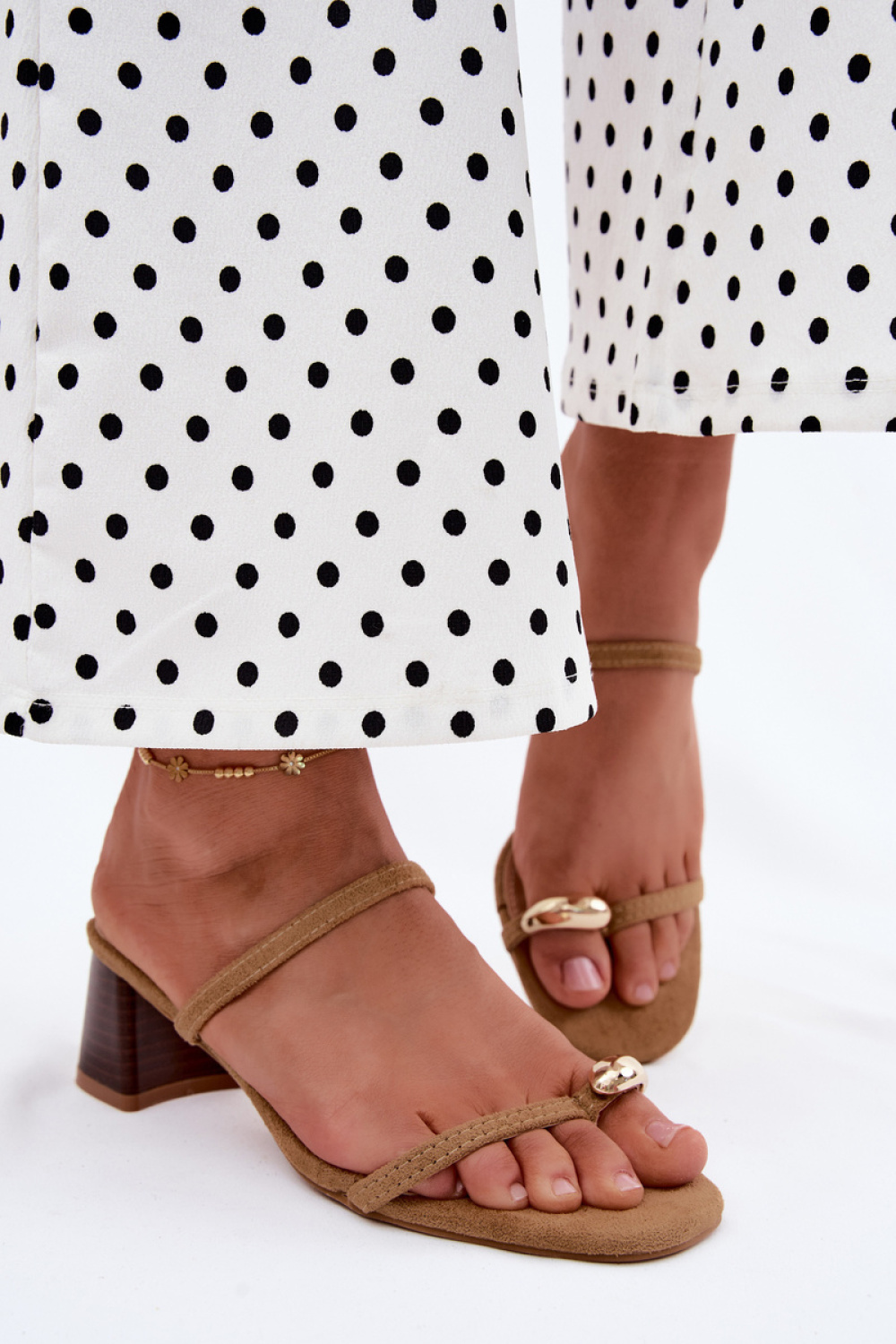 Sandał Klapki Model Verbena 22-391 Khaki - Step in style - obrazek 2