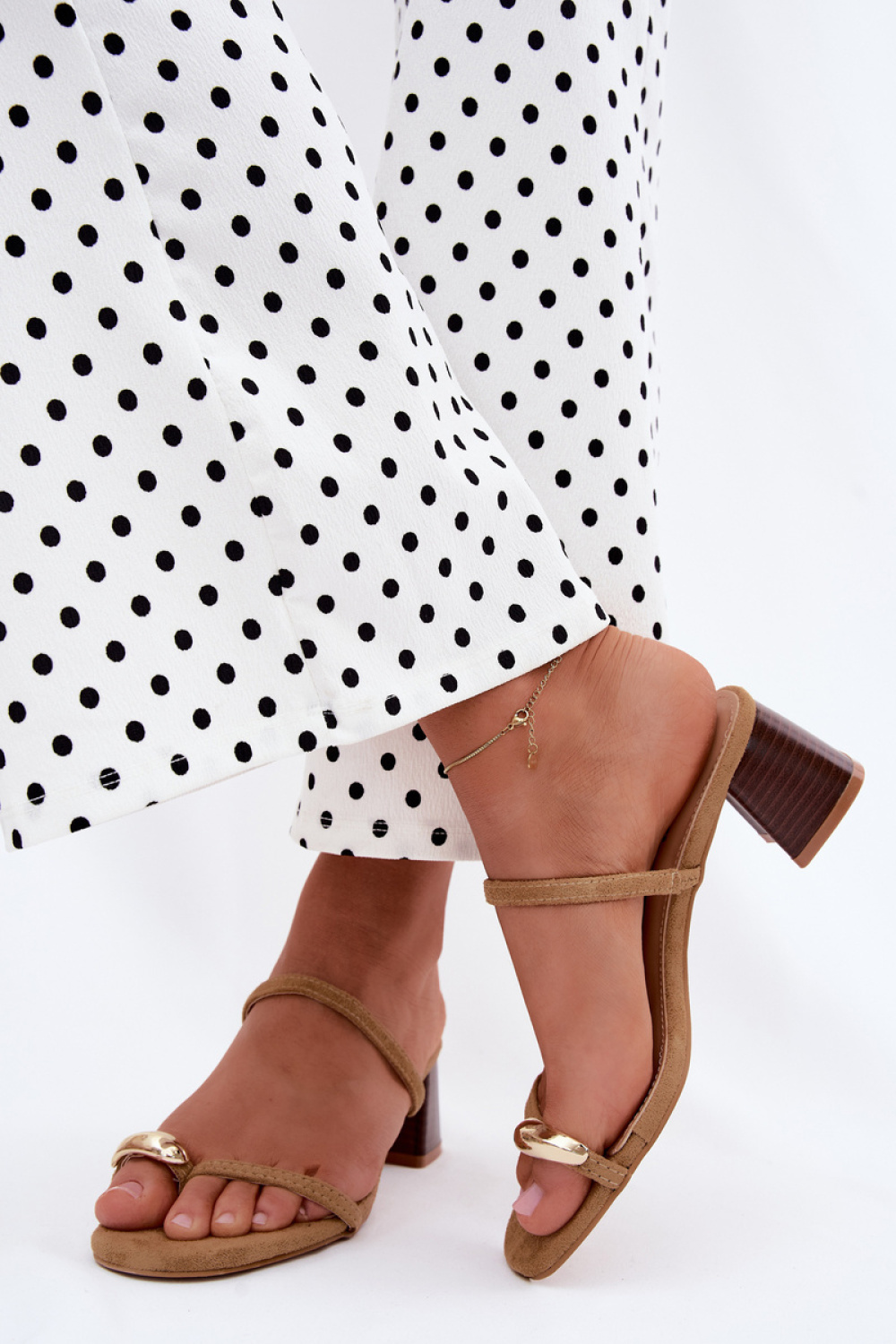 Sandał Klapki Model Verbena 22-391 Khaki - Step in style - obrazek 3