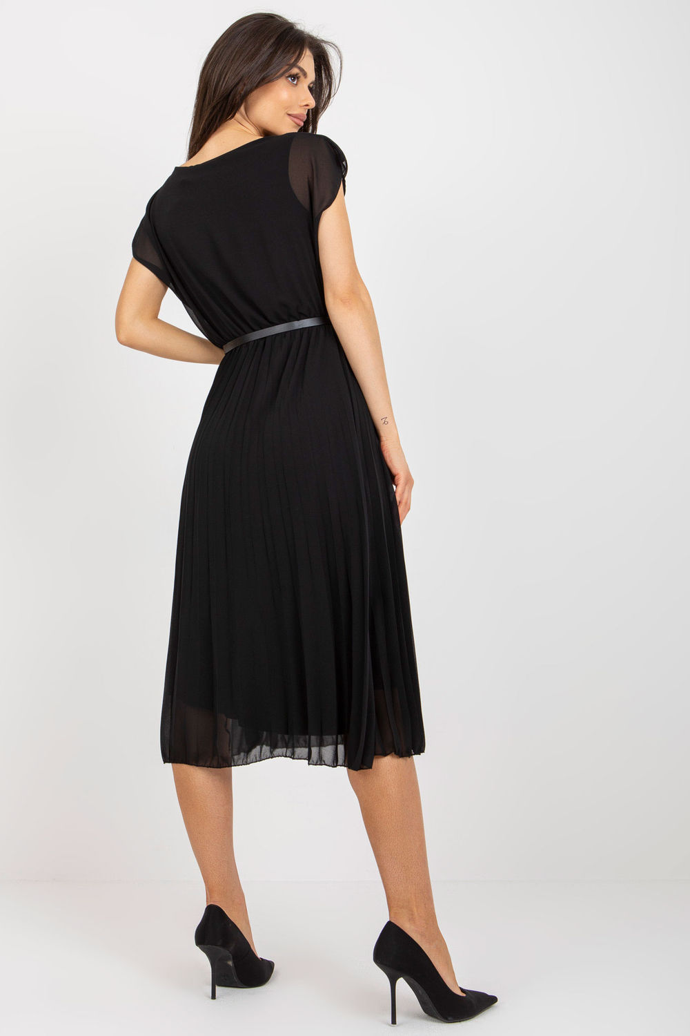 Sukienka Model DHJ-SK-8839-1.23X Black - Rue Paris - obrazek 3