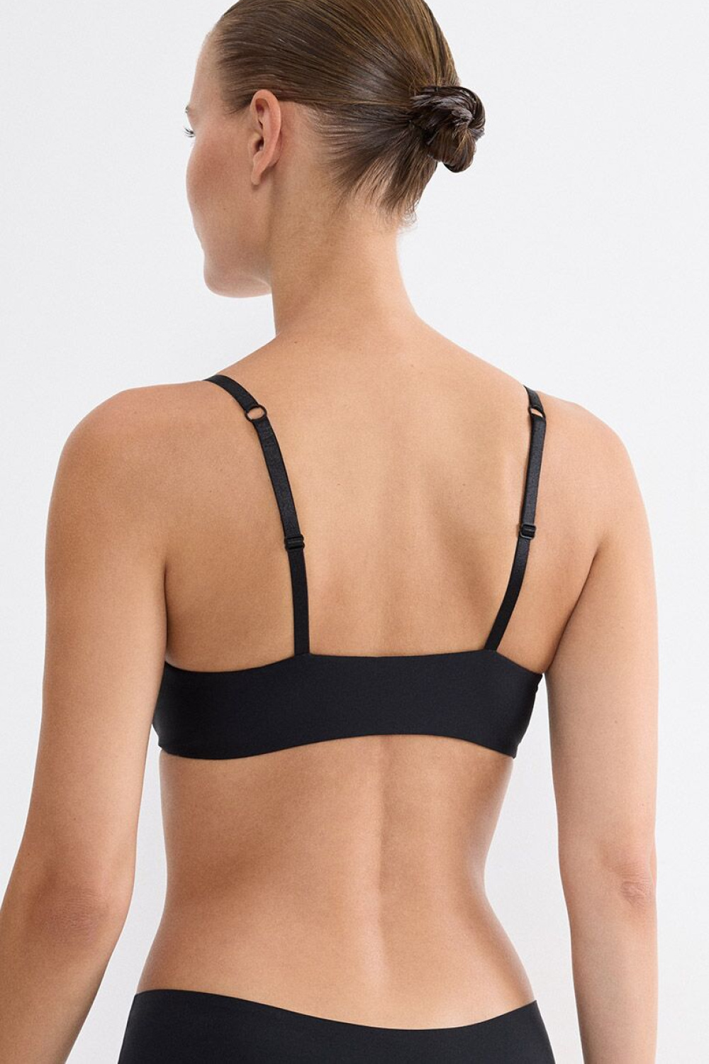 Biustonosz push up Biustonosz Push-up Model Pure Micro WHUF 10226410-0004 227602 Black - Triumph - obrazek 3