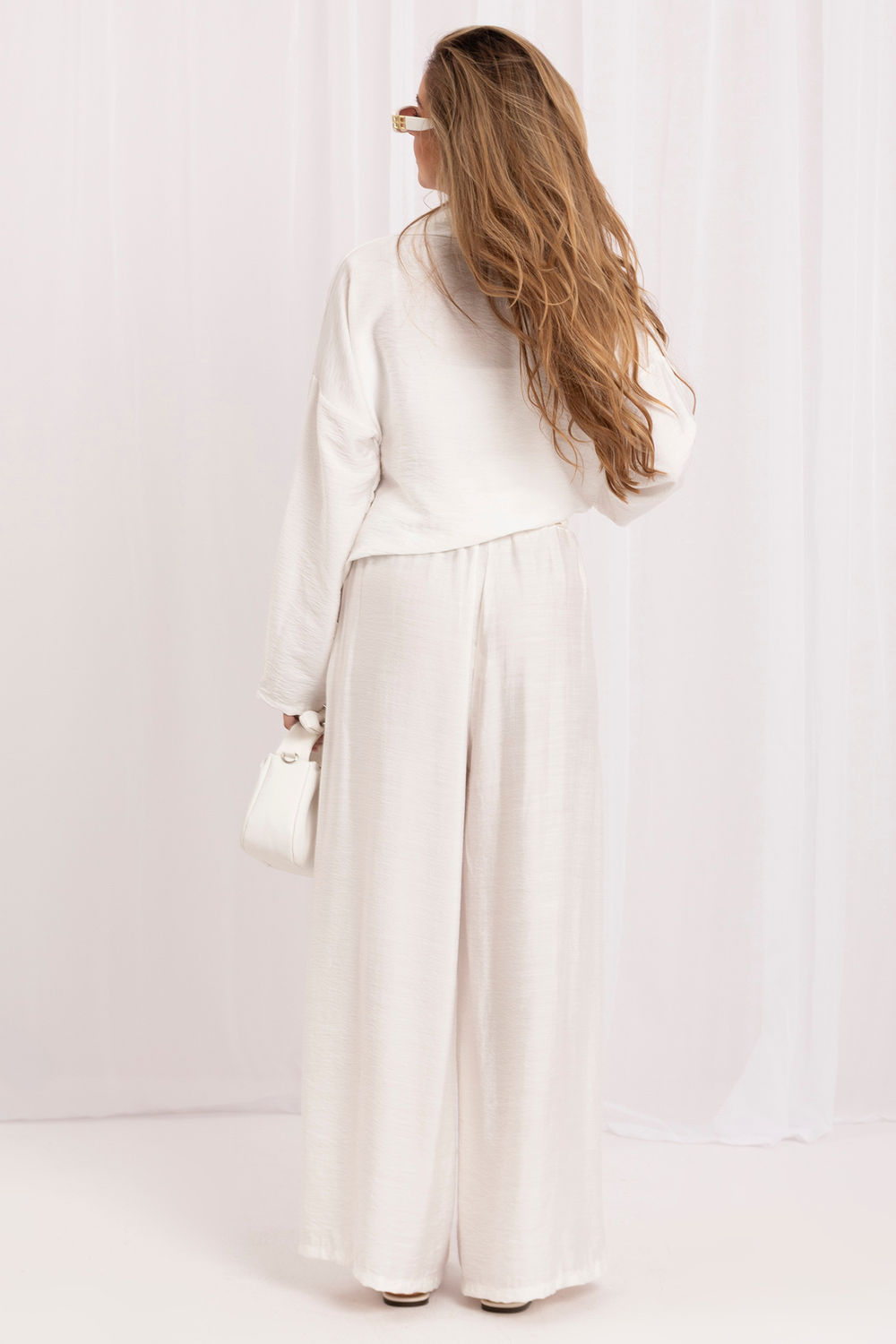 Spodnie Damskie Model IT-SP-10358.16 Ecru - Rue Paris - obrazek 3