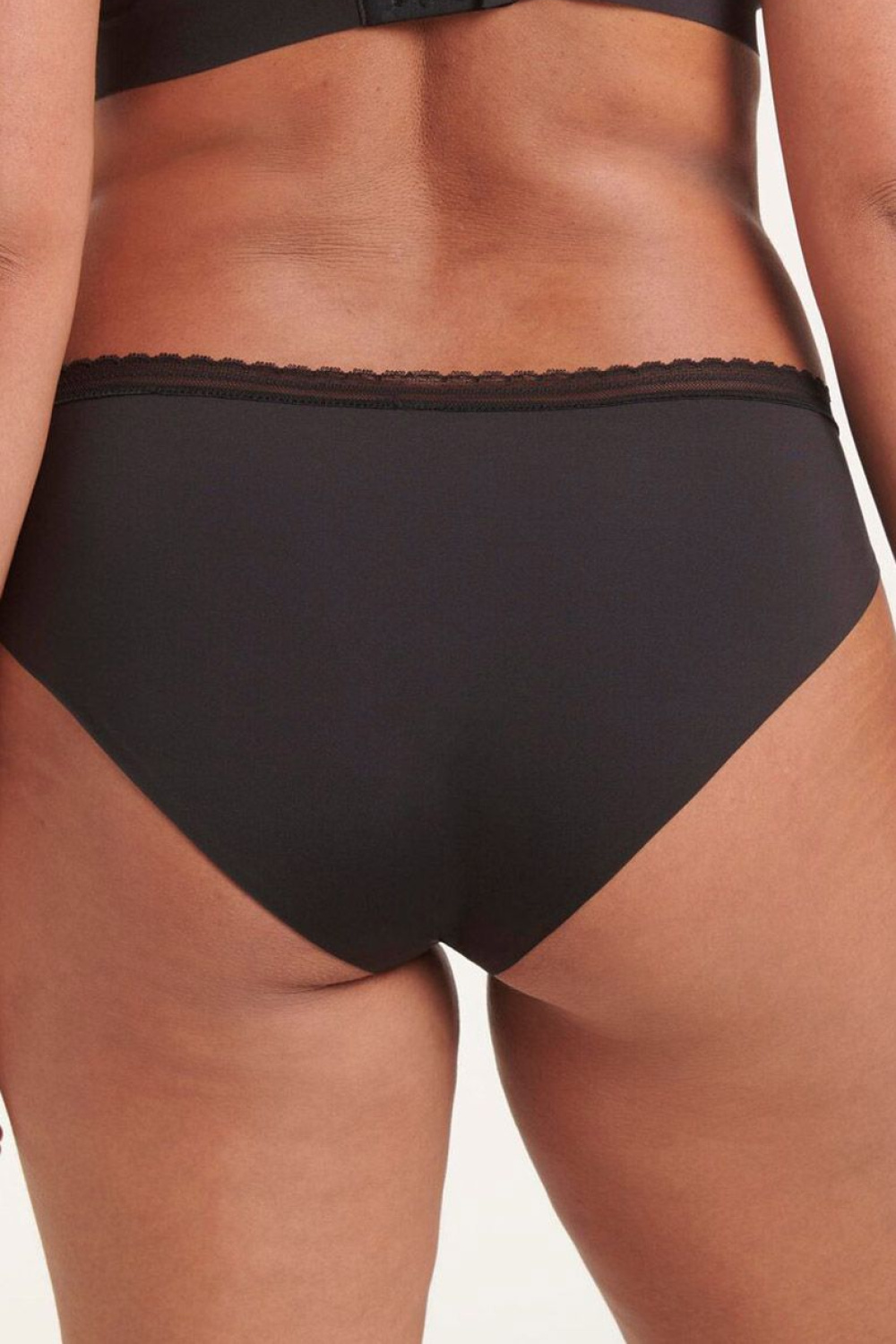 Figi Model Body Adapt Twist High leg 10214616 172576 Black - Sloggi - obrazek 3