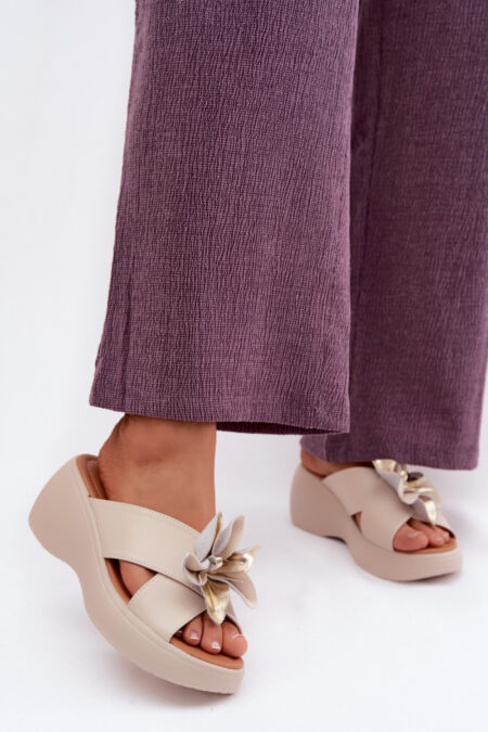 Sandał Klapki Model Vinceza 41511 Beige - Step in style
