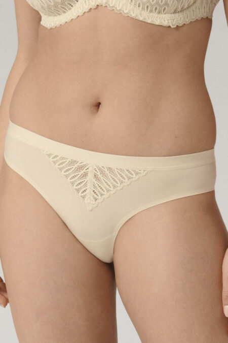 Figi Brazyliany Model Aura Spotlight Brazilian 10208024-6720 158006 Cream - Triumph