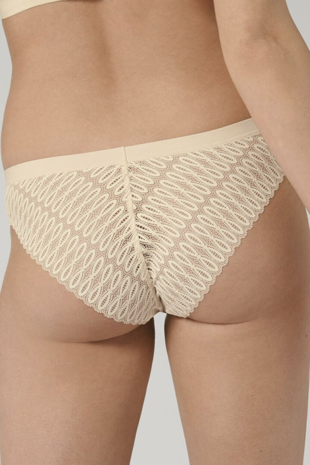Figi Brazyliany Model Aura Spotlight Brazilian 10208024-6720 158006 Cream - Triumph - obrazek 3