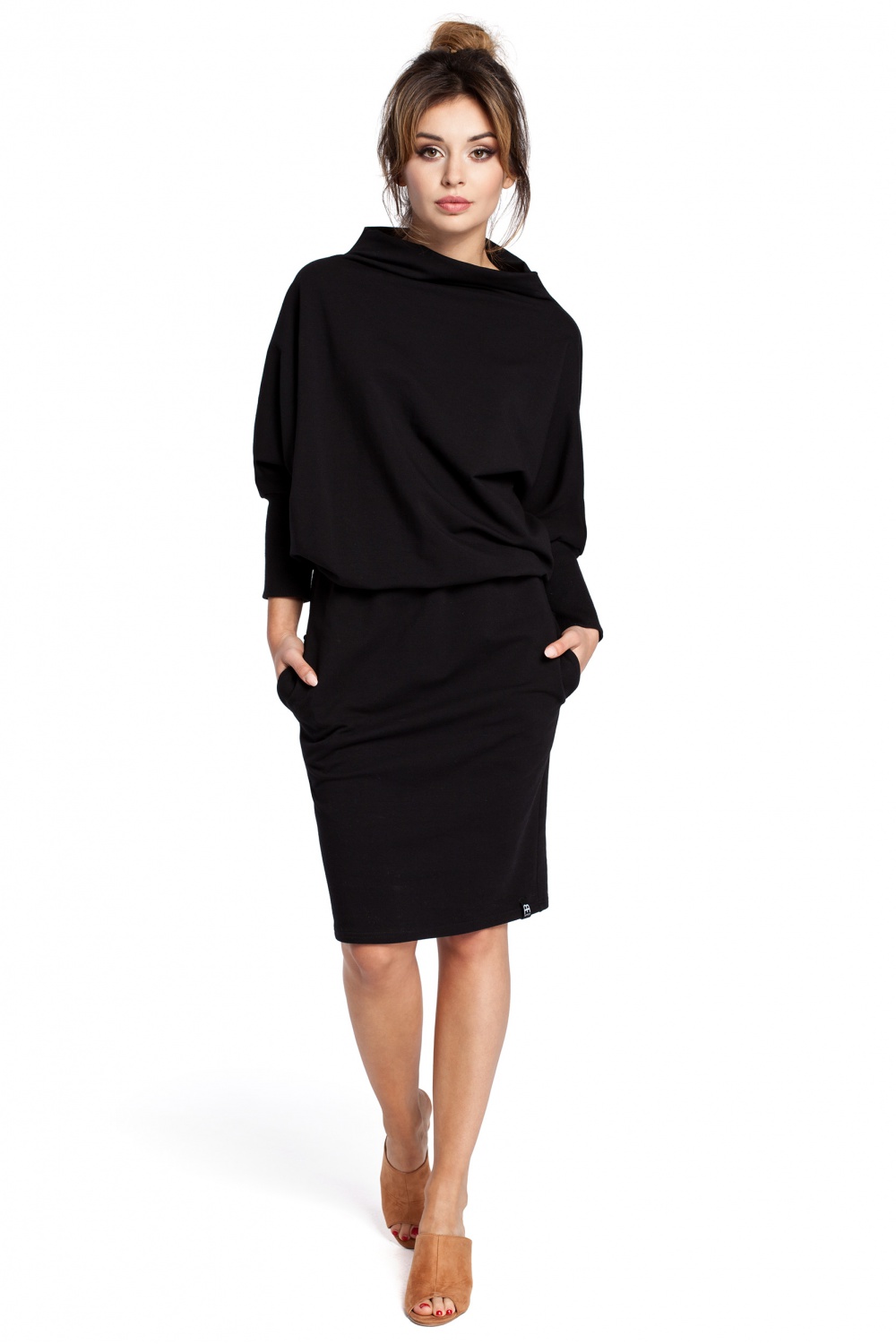 Sukienka Model B032 Black - BeWear - obrazek 2