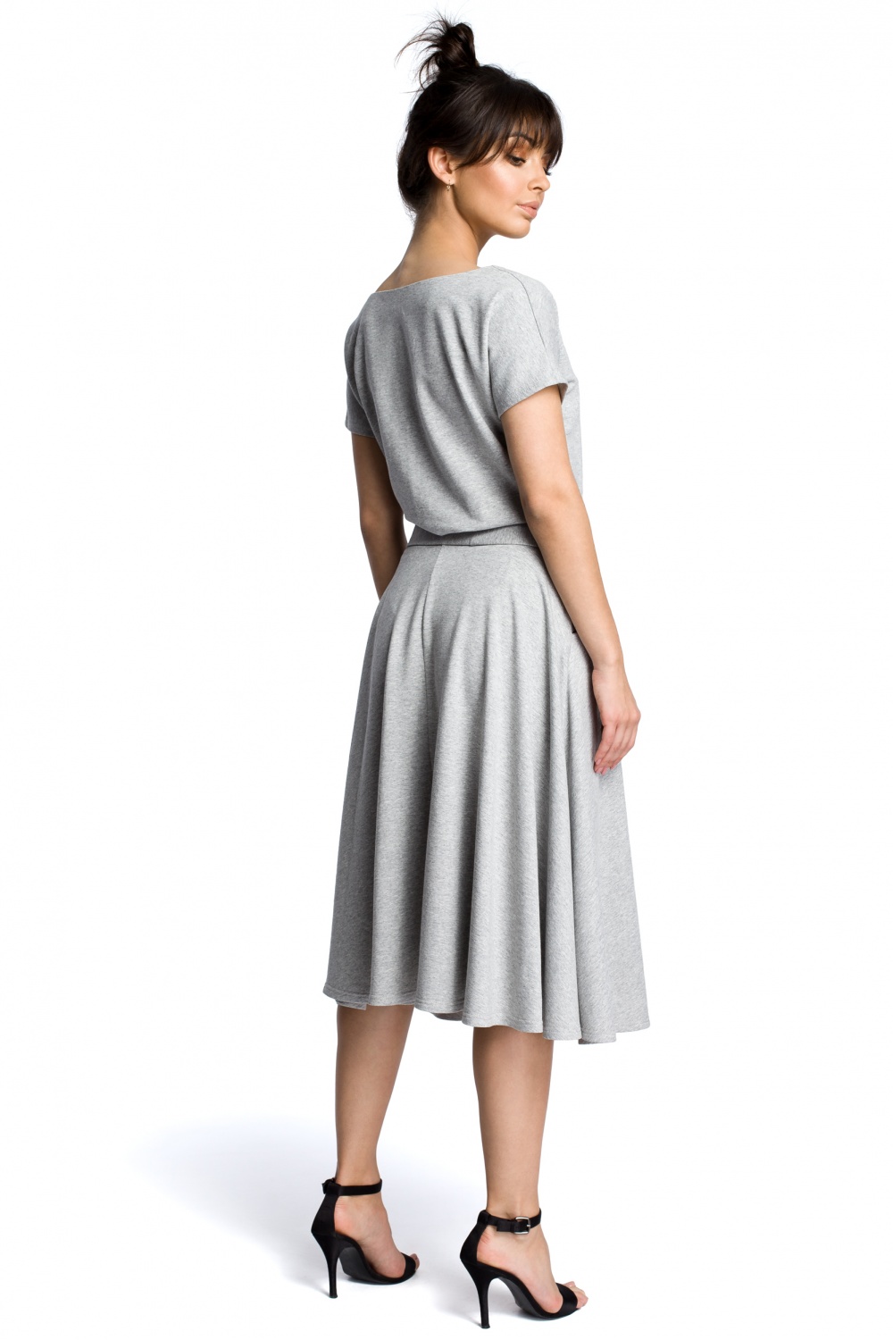 Sukienka Model B067 Grey - BeWear - obrazek 2