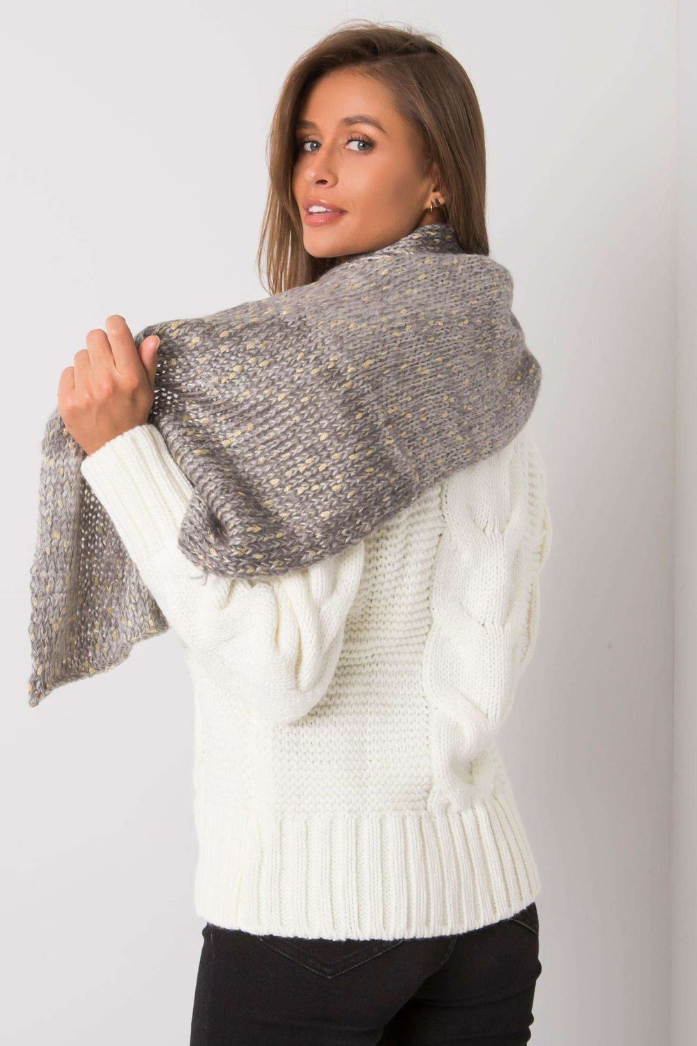 Szalik Damski Model AT-SZ-RH-1407.23X Grey - AT - obrazek 3