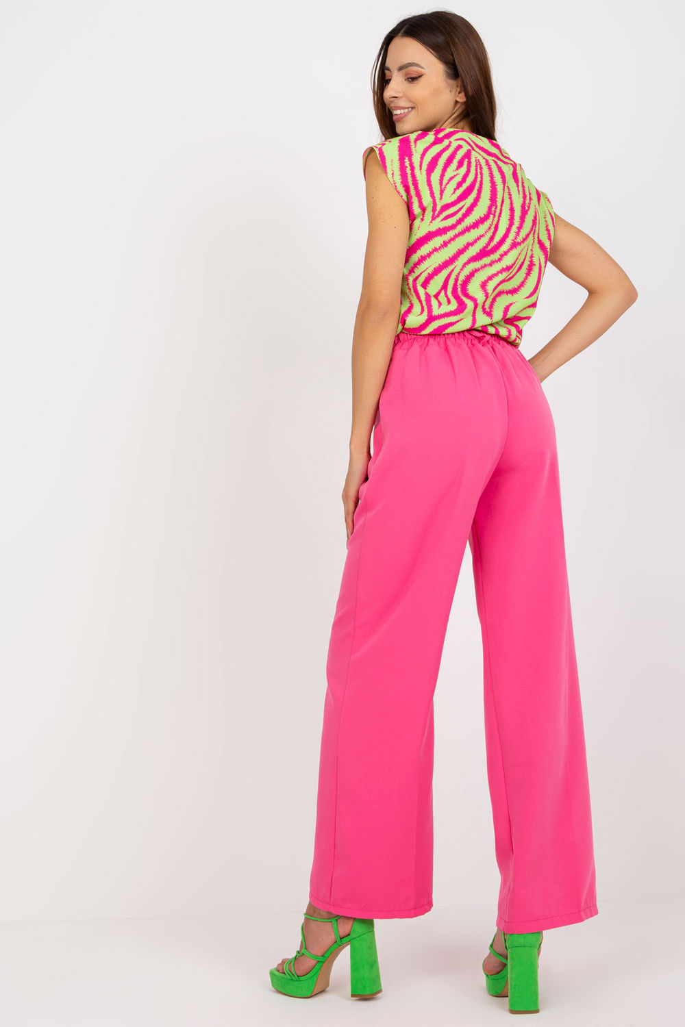 Spodnie Damskie Model DHJ-SP-15679.01X Pink - Italy Moda - obrazek 3