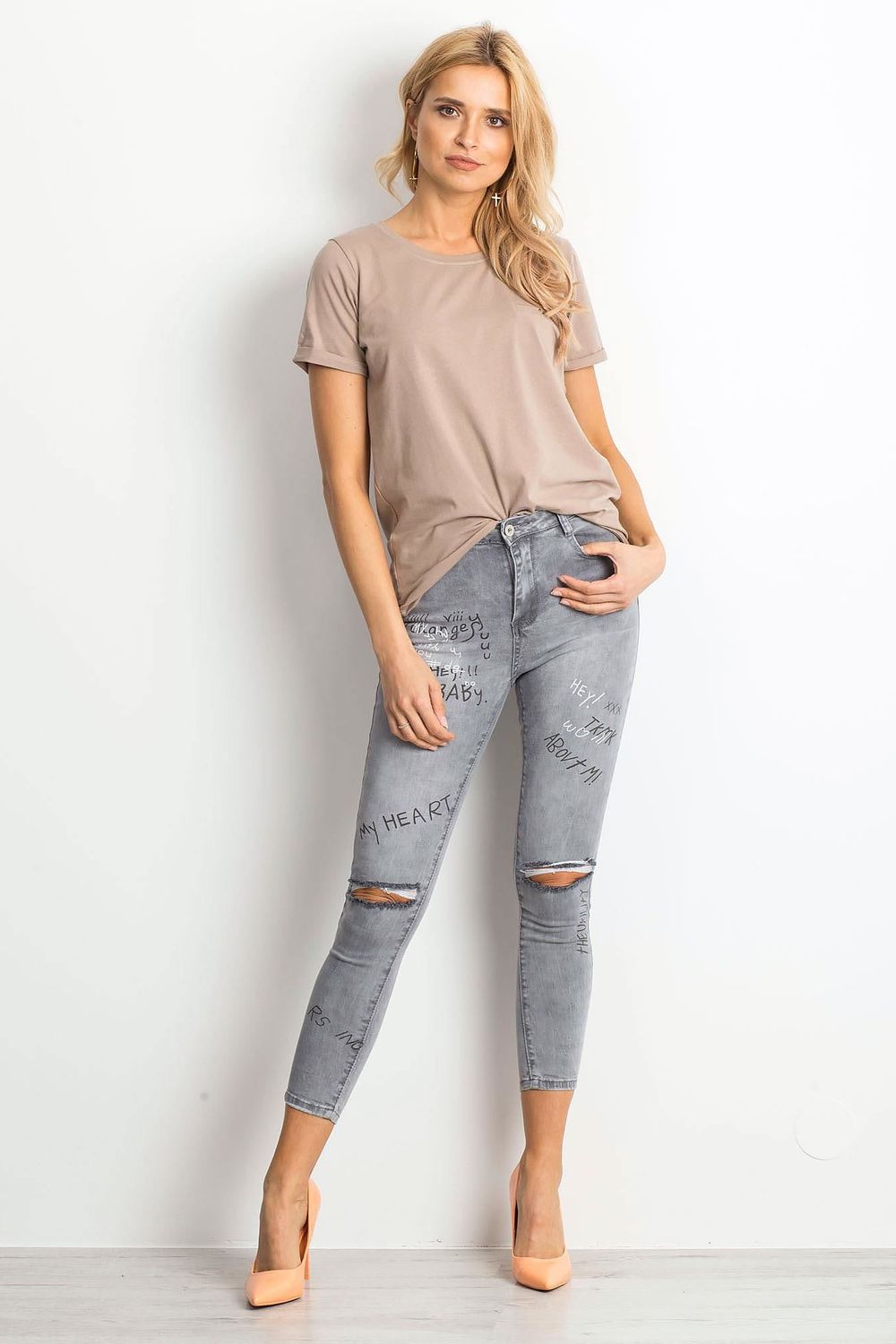 T-shirt Damski Model RV-TS-4838.09P Dark Beige - BFG - obrazek 2
