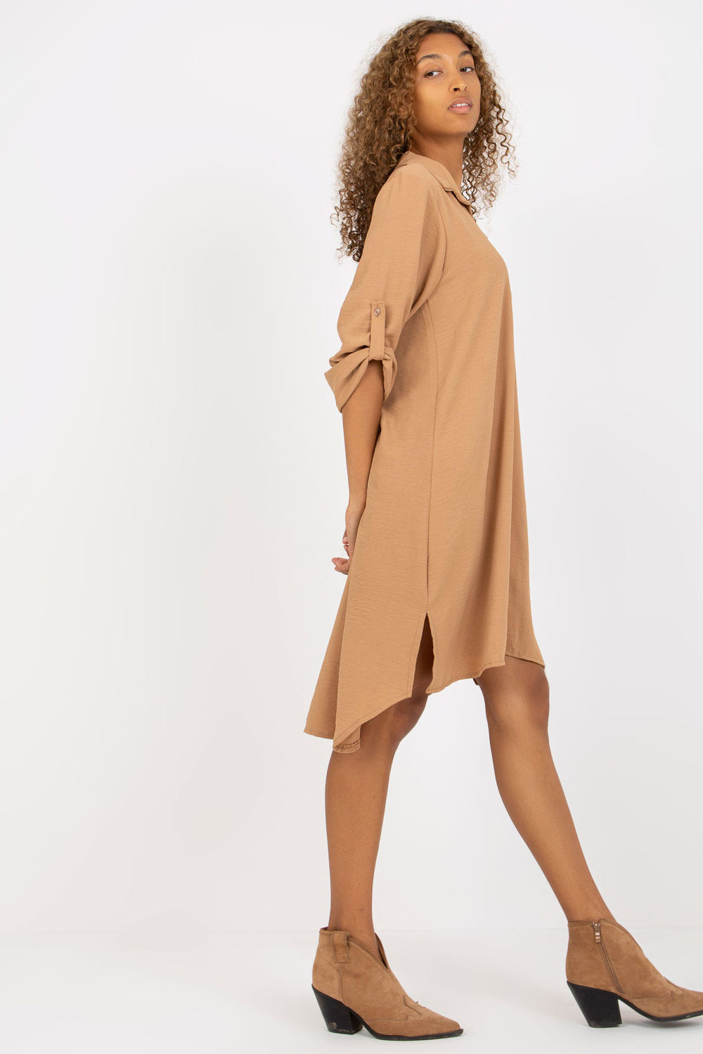 Sukienka Model DHJ-SK-16328.33 Camel - Italy Moda - obrazek 2