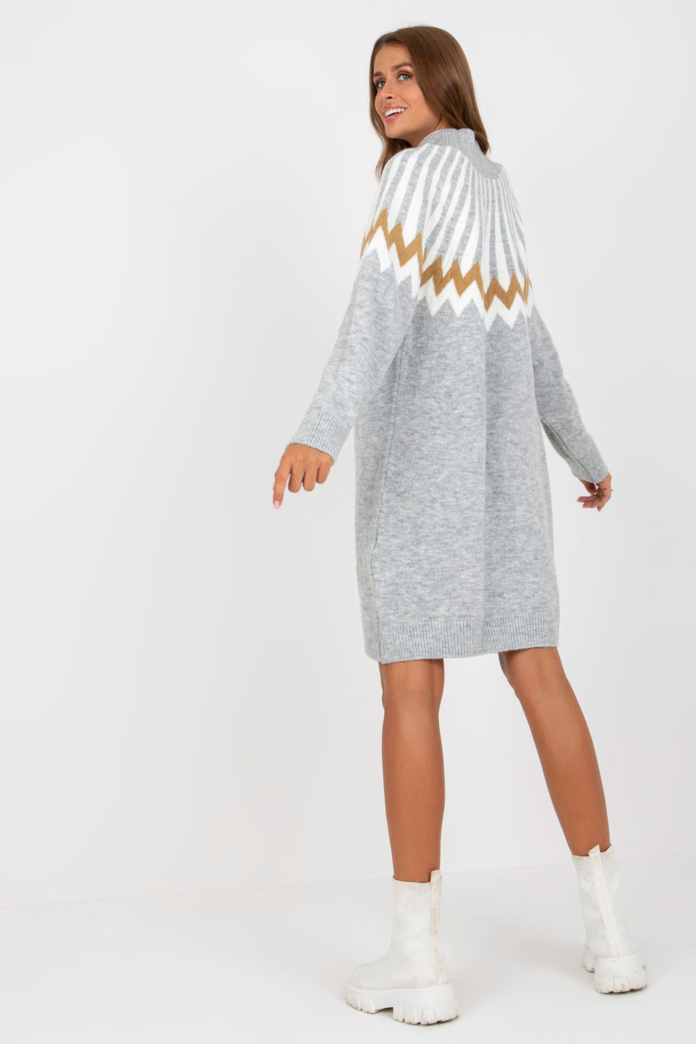 Sukienka Model LC-SK-0098.37X Grey - Rue Paris - obrazek 3