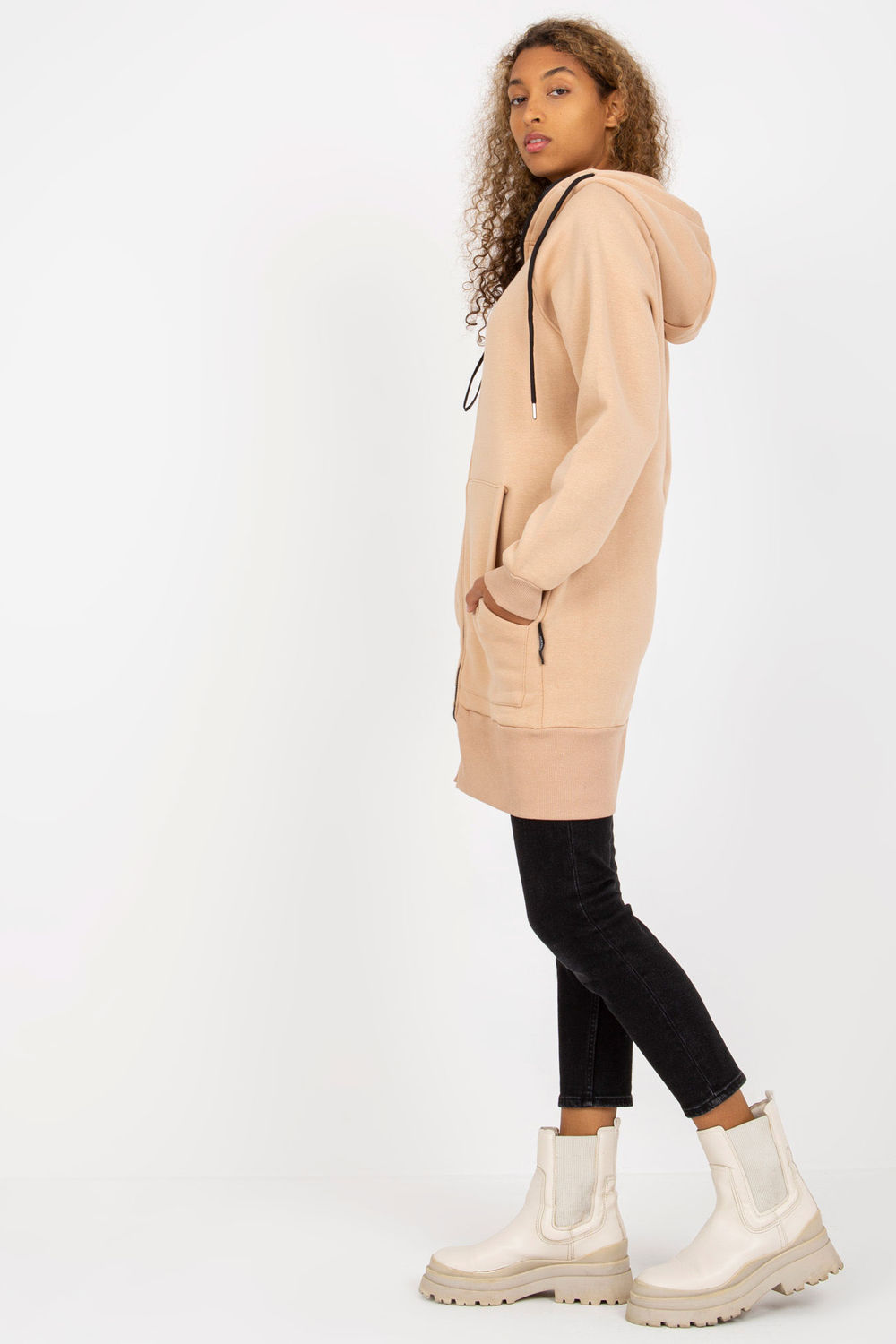 Bluza Damska Model AP-BL-AP-3004.32 Beige - Rue Paris - obrazek 2