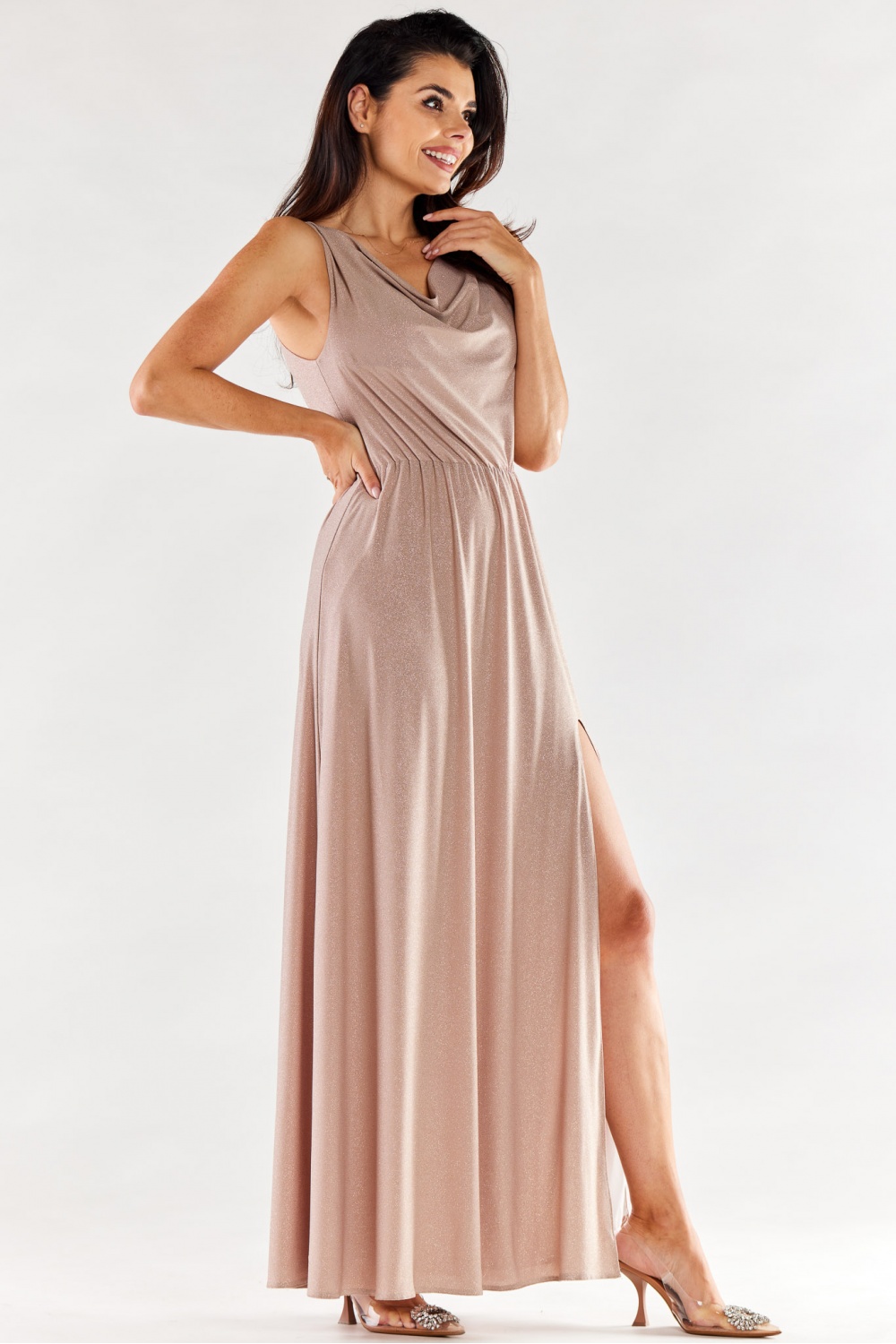 Sukienka Model A553 Beige - awama - obrazek 2
