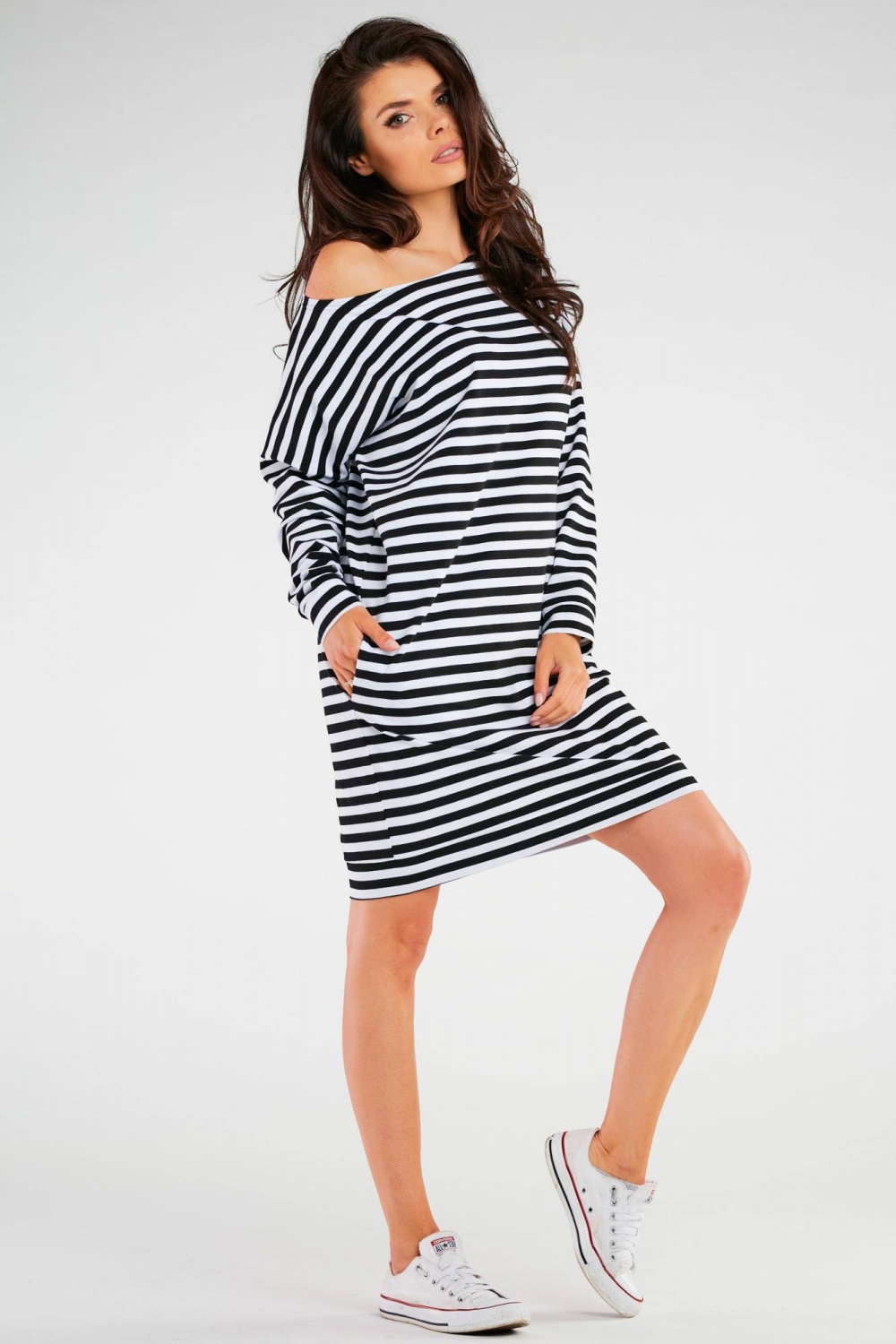 Sukienka Model M257 Black/Stripes - Infinite You - obrazek 2